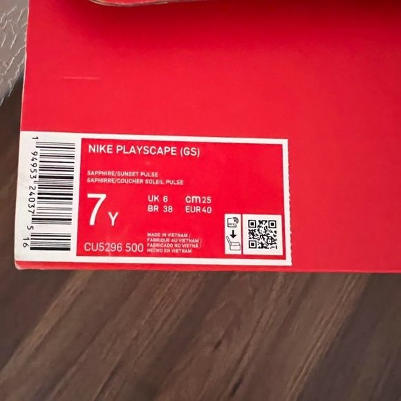 NWB NWT Nike Playscape (GS) Big Kids' Sandals Sapphire-Sunset Pulse - Picture 7 of 11